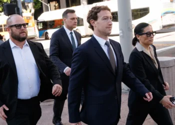 Mark Zuckerberg Mahkemede Ter Döktü: Sosyal Medyanın Gençlere Zararı Mercek Altında